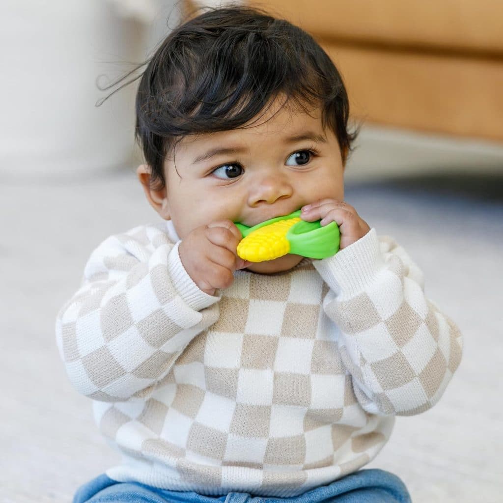 Infantino Lil Nibbles Textured Silicone Teether -Sensory Exploration and Teething Relief with Easy to Hold Handles, Multicolor Fruit Kabob